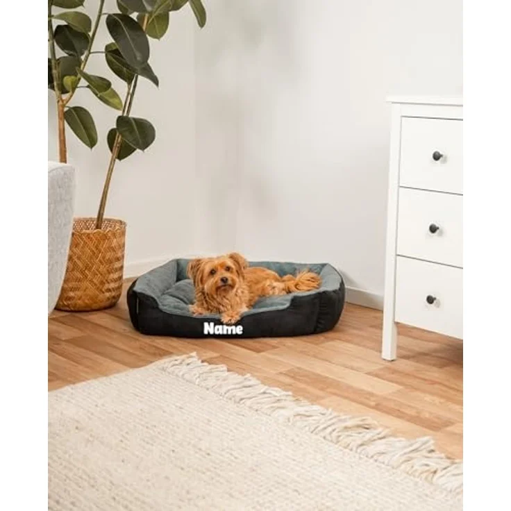 lionto Hundebett mit Wendekissen und Rutschfester Unterseite, Heimtierkissen mit tiefem Einstieg für Hunde und Katzen jeden Alters, 75x60 cm, kuscheliges Hundekissen, schwarz/grau (Namensaufdruck) – Bild 3