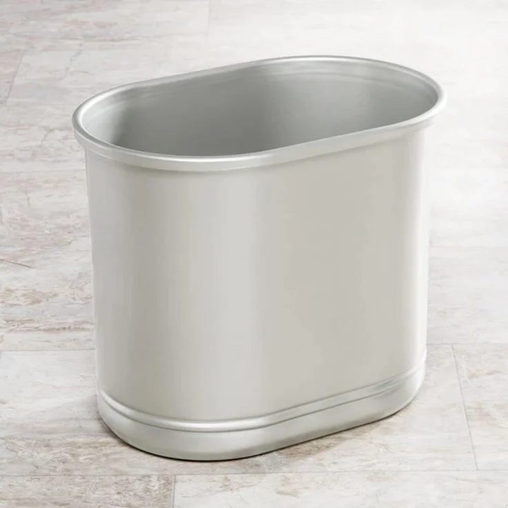 mDesign Mülleimer Abfalleimer Papierkorb 9.5L Metall Mattsilber Oval – Bild 3