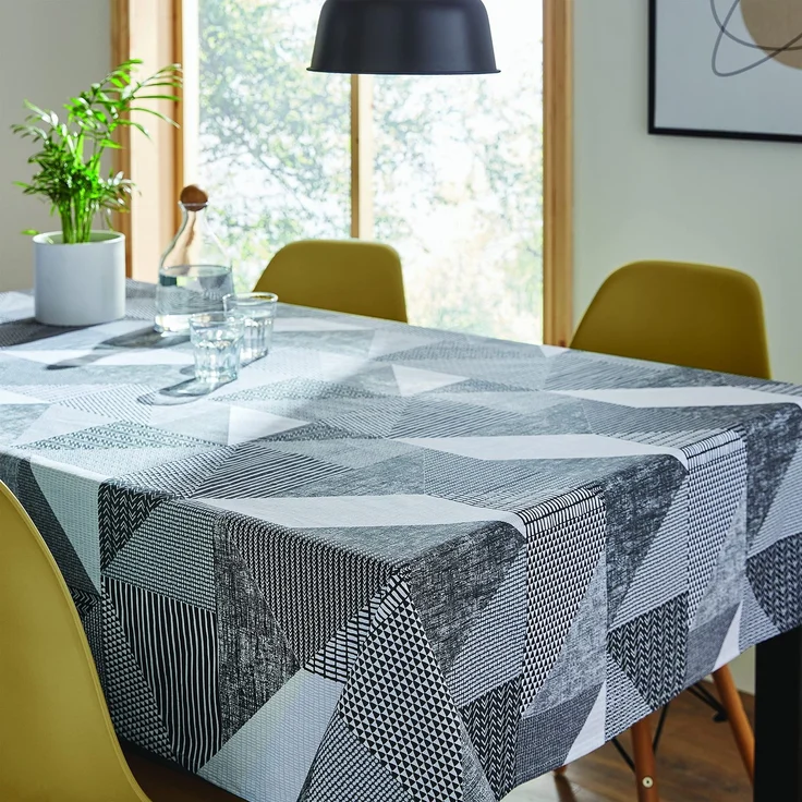 Catherine Lansfield Larsson Geo Tischdecke aus Baumwolle, abwischbar, 137x229 cm, KT/44750/W/T13217/GY