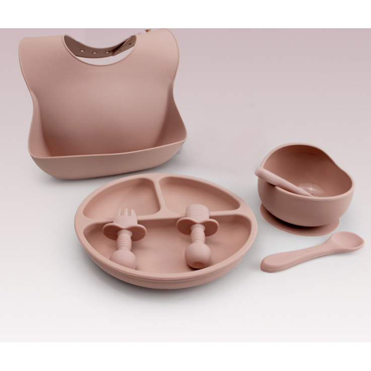 ABC Baby-Silikongeschirr-Set, bestehend aus lebensmittelechtem Silikon-Schüssel mit Saugnapf, Trennteller, Gabel, Löffel und Lätzchen – hautfarben – Bild 2