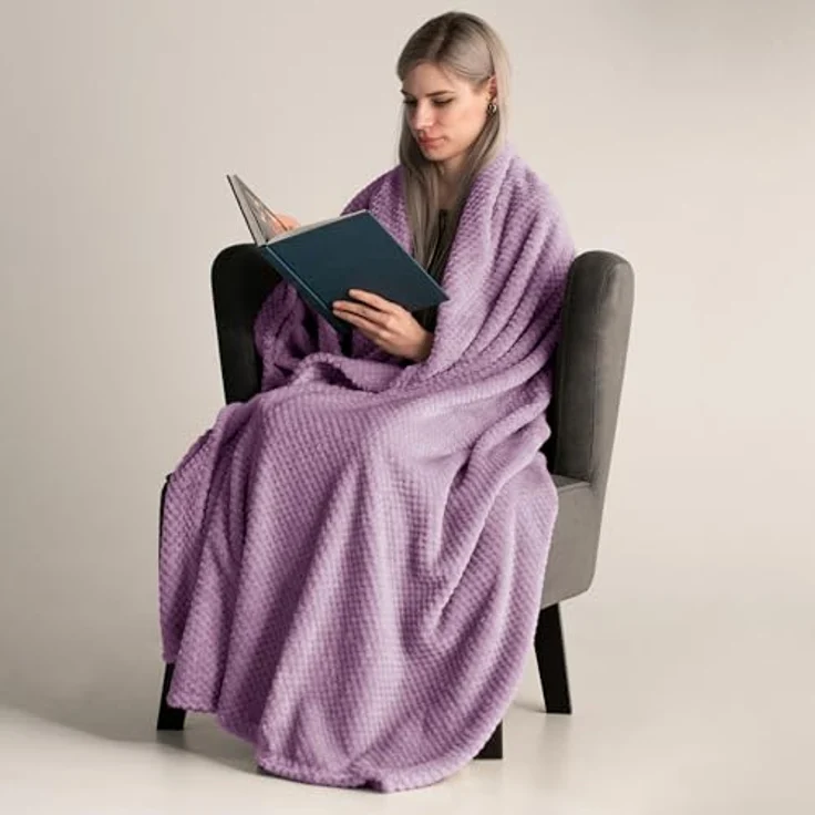 DecoKing Kuscheldecke 150x200 cm lila Decke Microfaser Wohndecke Tagesdecke Fleece weich sanft kuschelig skandinavischer Stil Henry – Bild 5