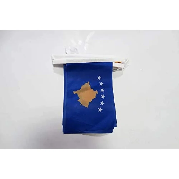 AZ FLAG - Fahnenkette Kosovo 6 Meter Mit 20 Flaggen - 21x14 cm - Republik Kosovo Girlande Flaggenkette 14x21 Cm