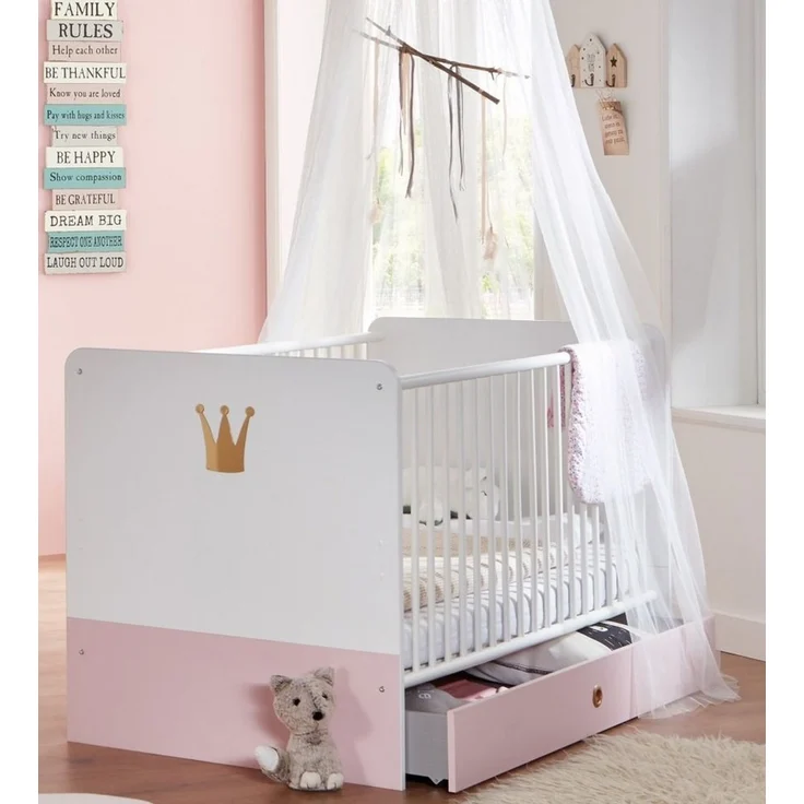 Babyzimmer Cindy Kinderzimmer Komplett Set in Weiß und Rosé in verschiedenen Varianten wählbar - 7 teilig , 3 türiger Kleiderschrank + Babybett + Wickelkommode + Umbauseiten + Bettschubkasten + Seitenregal + Wandboard – Bild 2