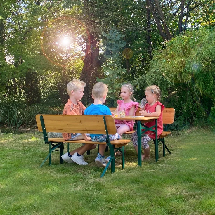 roba Outdoor Party-Garnitur für Kinder + Polster 'Little Stars' - Kindersitzgruppe mit Lehne aus FSC zertifiziertem Holz - 2 Bänke + 1 Tisch - Klappbare Sitzmöbel - Teak – Bild 10