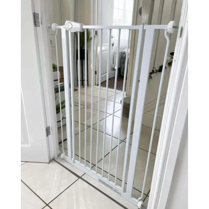 Safetots Extrahoher schmaler Metall-Sicherheitsgitter, Druckmontage, 68. 5cm - 75cm, Weiß, 104cm Höhe, Extrahohe Treppengitter, Gitter für hohe Babys, Einfache Installation – Bild 7