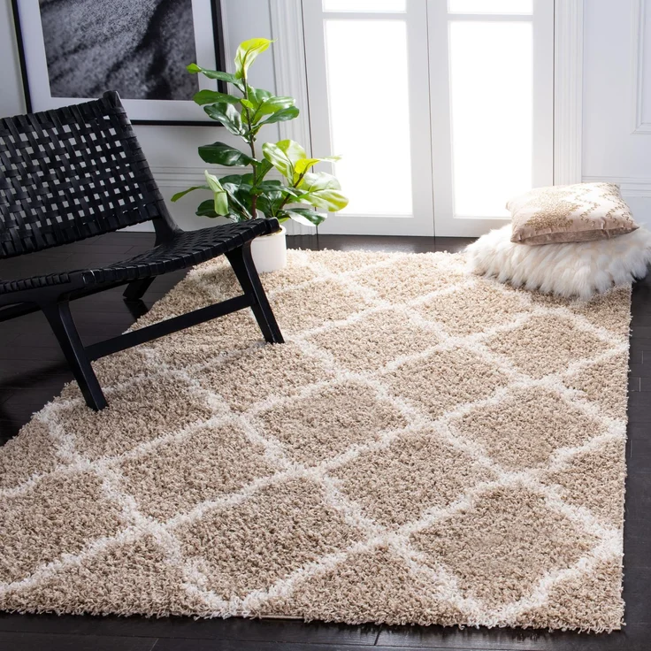 SAFAVIEH Zottelig Teppich für Wohnzimmer, Esszimmer, Schlafzimmer - Dallas Shag Collection, Hoher Flor, Beige und Elfenbein, 91 X 152 cm