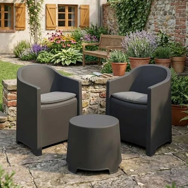 Dmora - Outdoor-Lounge-Set Milazzo, Gartenkomposition mit 2 Sesseln und 1 Couchtisch, Lounge für drinnen und draußen mit Kissen, 100% Made in Italy, Anthrazit – Bild 1