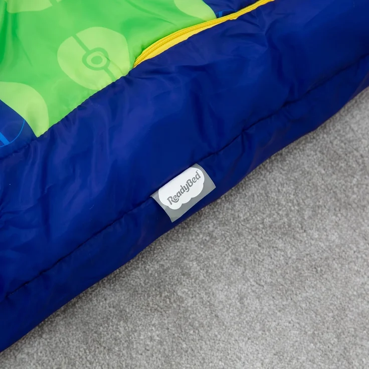 POKEMON ReadyBed Kinder Aufblasbares Luftbett und Schlafsack mit Pumpe | Reisematratze für Übernachtungen und Camping oder Zuhause – Bild 5