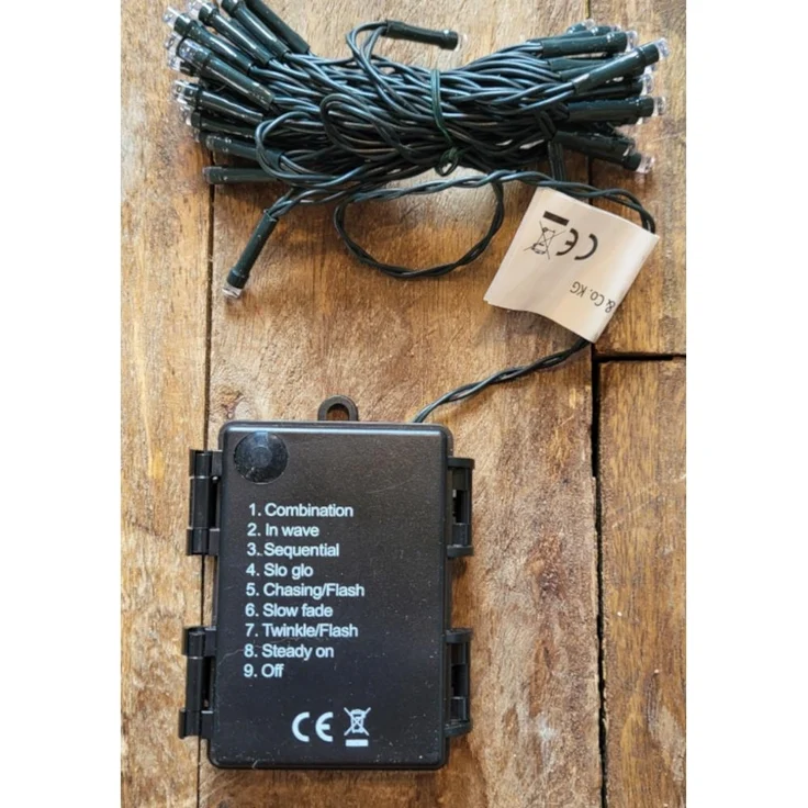 FHS LED-Batterie-Minikette außen 48er warmweiß, IP44 6/18 h Timer, Batterien 3 x AA – Bild 2