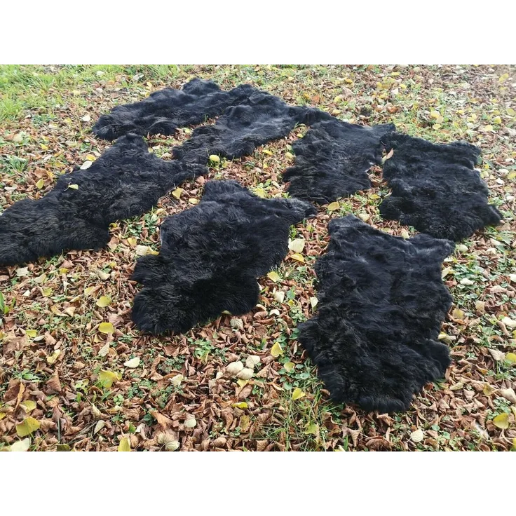 Provellus Fellteppich Echte Öko Schaffelle Lammfell Schwarz Bis 140 cm 2. Wahl, 30x30cm rund