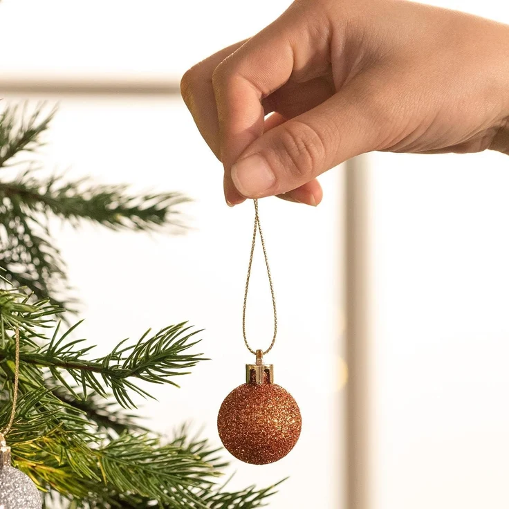 Valery Madelyn Weihnachtskugeln Set 49 Stück Geschenkpaket Bronze – Bild 5