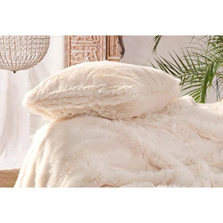 Wohnen und Accessoires GmbH & Co. KG Fellkissen Fellkissen (Kunstfell) "Kaninchen creme-weiß" Premium superfein, Felloptik – Bild 3