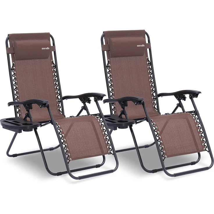 SereneLife Liegestuhl Klappbar, Strandliege 2 Stück Braun als Gartenmöbel zum Relaxen, Outdoor Möbel mit Seitentisch, Kopfkissen & Getränkehalter Wetterfest, Verstellbarer Deckchair, Gartenbett – Bild 1