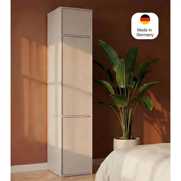mokebo Kleiderschrank Beige 'Robe' Schrank Deckenhoch Kaschmir Push-to-Open (234 cm hoch) Made in Germany, Kleiderschrank grifflose Schubladen & Türen Beige