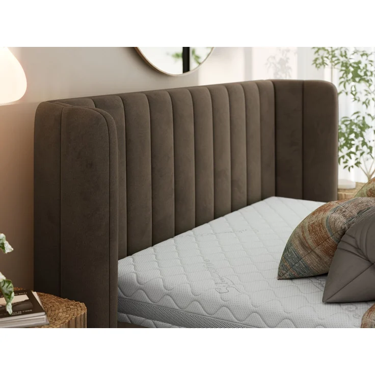 Polsterbett GOLETTA CLASSIC 140 x 200 cm mit gepolstertem Kopfteil, stabilem Bettrahmen, Lattenrost und Bettkasten mit Gasdruckfedern, Doppelbett, zeitloses Design - Braun Velvet – Bild 4