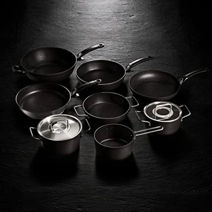 Fissler Topf-Set Adamant®, Aluminium (Set, 3-tlg, Kochtopf 20 + Bratentopf 24 + Stielkasserolle 18cm oD), Made in Germany – Bild 2