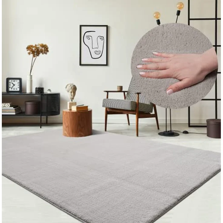 the carpet Relax kuscheliger Kurzflor Teppich, Anti-Rutsch Unterseite, Waschbar bis 30 Grad, Super Soft, Felloptik, Sand, 200x280 cm – Bild 2