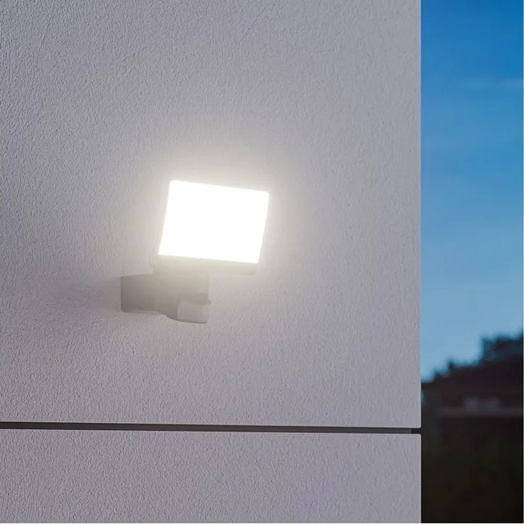 Steinel 'XLED home 2 S' LED-Außenstrahler, Kunststoff, Schwarz, Mit Bewegungsmelder