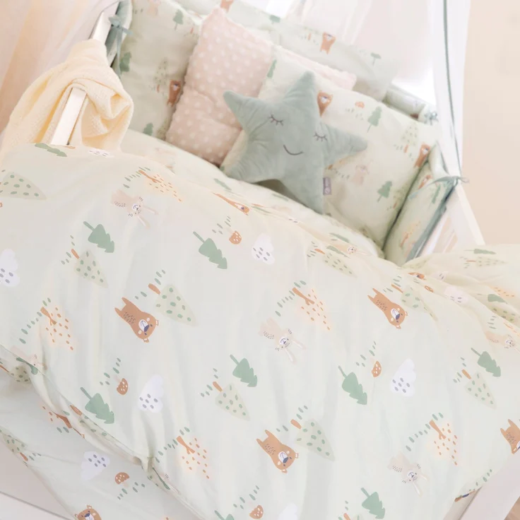 roba Babybett 70 x 140 cm Woodland Buddies - Umbaubares Kinderbett mit Zubehör - Inkl. Matratze, Himmel & Nestchen für Babys & Kleinkinder - Bettwäsche-Set 100x135 cm - Weiß / Grün – Bild 4