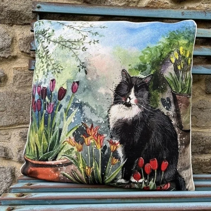 CU60 Kissenbezug mit Katze und Tulpen