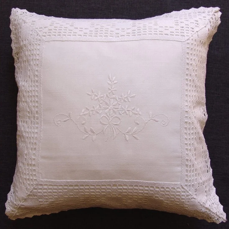 matches21 HOME & HOBBY Kissenbezüge Kissen-Bezug Landhaus Blumen Spitze floral 40x40cm, (1 Stück), Wohnzimmer Kissen-Hülle als Deko-Kissen Zier-Kissen Sofa-Kissen – Bild 3