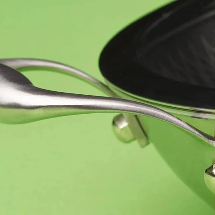 Reishunger Premium Wok aus Edelstahl | 32 cm Durchmesser | Mit Glasdeckel | Für alle Herdarten, Induktionsgeeignet | Wabenstruktur mit Antihaftbeschichtung | Spülmaschinengeeignet, Ofenfest – Bild 4