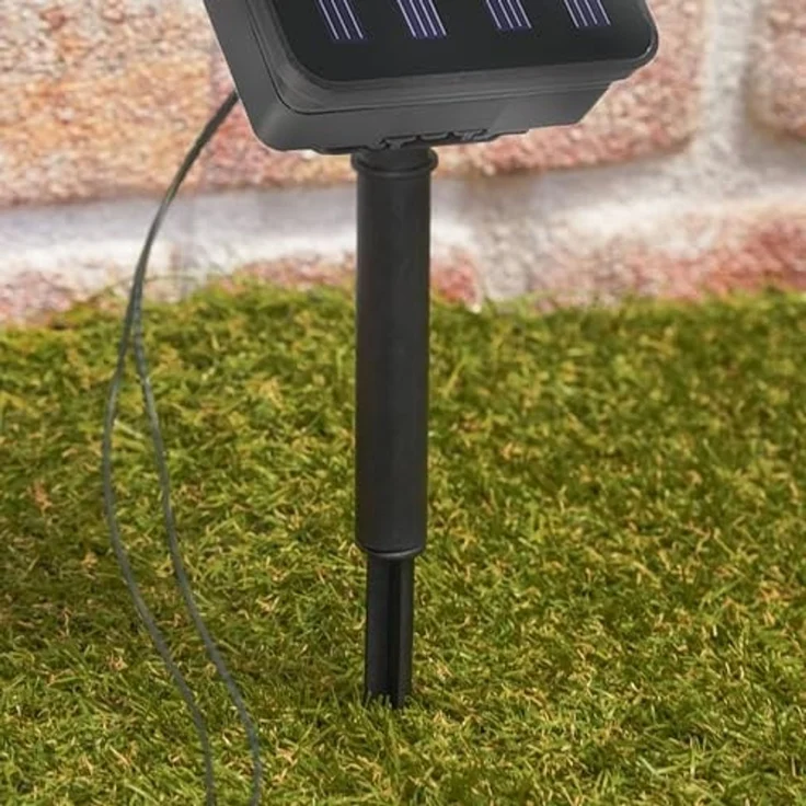 esotec LED Gartenleuchte Marokko 8 Laternen Solar 2m +2m Kabel 5000K silber/eisblau 102801, Dauerlicht, ON/OFF, LED fest integriert, 2500K warmweiß, 8 LED-Laternen Metall-Optik und Punkt-Ornament-Verzierungen – Bild 6