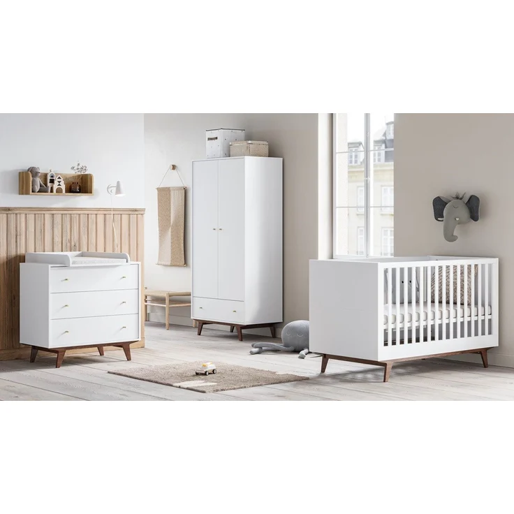 QMM TraumMöbel Babyzimmer-Komplettset Maddy, (Set, 4-tlg, Kleiderschrank 2-türig, Bett 70x140, Kommode, Wickelansatz) – Bild 1
