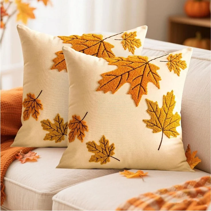 FOUORTUNATE-BEE Kissenbezug Herbstliche Kissenbezüge mit Ahornblättern, 2er Set, (2 Stück), Samtige Kissenhüllen mit Ahornblatt-Motiv für Herbstdeko – Bild 1
