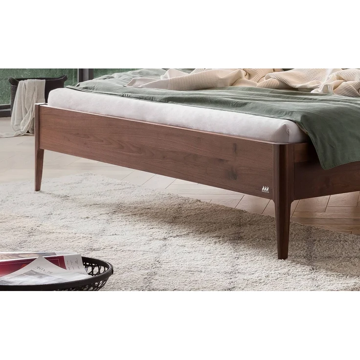 Hasena Massivholzbett Varese Nussbaum mit Kopfteil Pace grey 160x200 cm, Fußhöhe 20 cm – Lounge – Bild 4