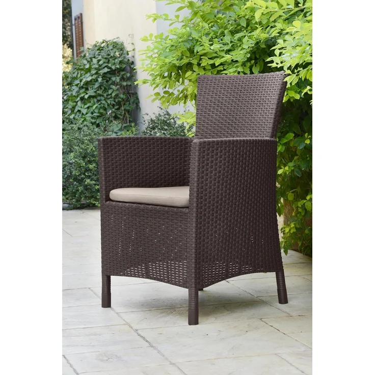 Keter Iowa - Gartensessel für den Innen- und Außenbereich, mit Kissen, Kunstharz mit flachem Rattan-Finish, Braun – Bild 2