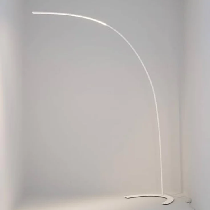 Lindby Bogenlampe Danua, 90 LEDs - 17 W, warmweiß, minimalistisches Design für moderne Wohnräume – Bild 4