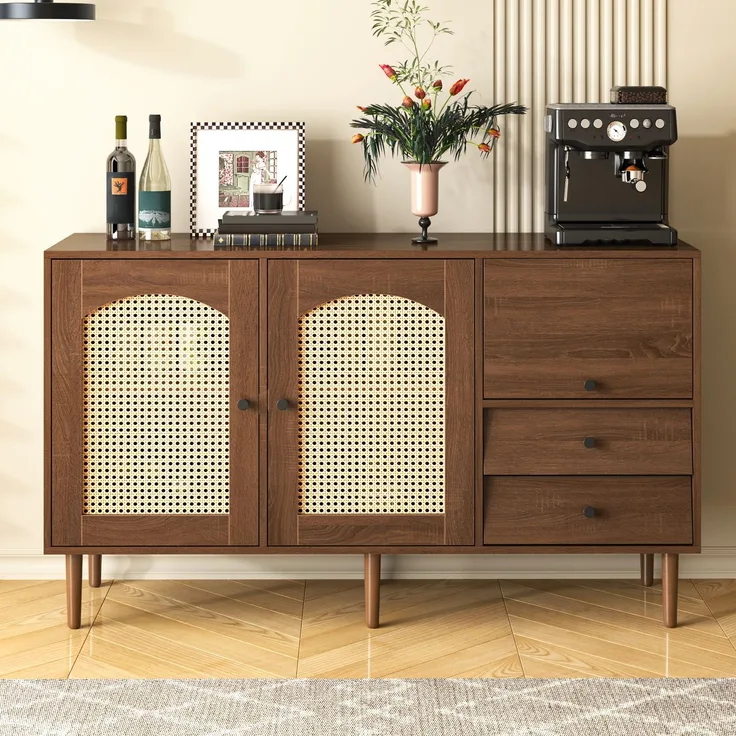 Sideboard 130 cm mit Rattantüren im Landhausstil, Holzfarbe, verstellbare Einlegeböden, großer Stauraum, magnetische Türen
