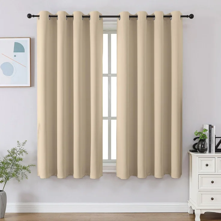 CUCRAF Hellbeige Verdunkelungsvorhänge, 114,3 cm Länge, 2 Paneele, Raumverdunkelungsvorhänge für Wohnzimmer, Schlafzimmer, wärmeisoliert, lichtblockierend, Fenstervorhang, B 132 x L 114 cm