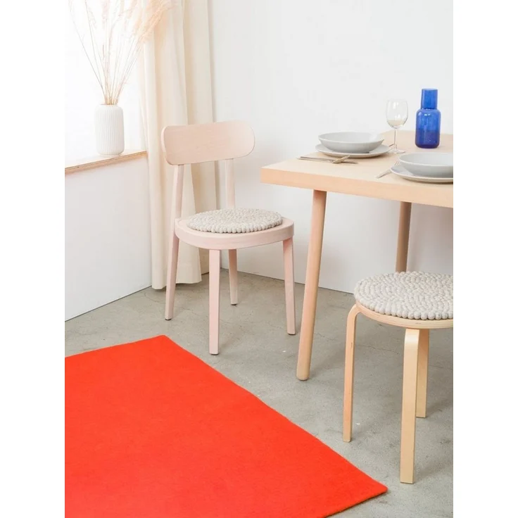 myfelt Stuhlkissen Filzkugel Sitzauflage ⌀ 36 cm, beidseitig verwendbar, 100 % Schurwolle – Bild 4