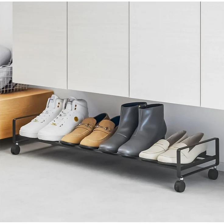 Yamazaki Schuhregal "Tower" aus Metall, mit Rollen, 83x14x27cm, Schuhständer, Schuhablage flach, rollbar für bis zu 4 Paar Schuhe – Bild 5