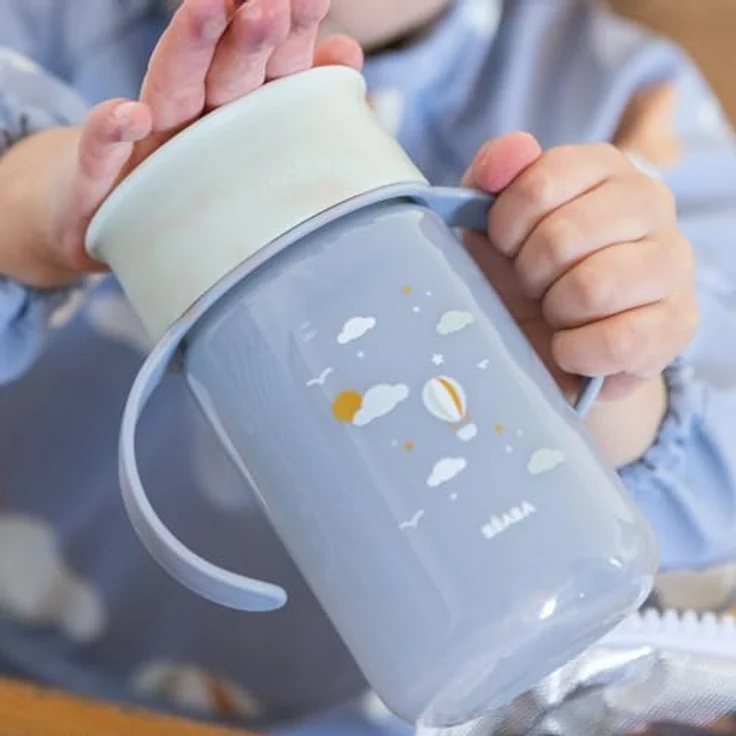 Béaba, 360°-Lerntrinkbecher mit Tropfstopp-Scheibe, patentiertes auslaufsicheres System, ab 12 Monaten, abnehmbare Griffe, mit Hygienedeckel, robust und leicht, 340 ml, Adventure – Bild 4
