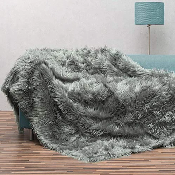 Wohndecke Grace Kuscheldecke Tagesdecke Sofa Fellimitat warm 150x200cm grau, CelinaTex, flauschig,kuschelweich,weich,Wohnraumdekoration,waschbar,effektvoll – Bild 4