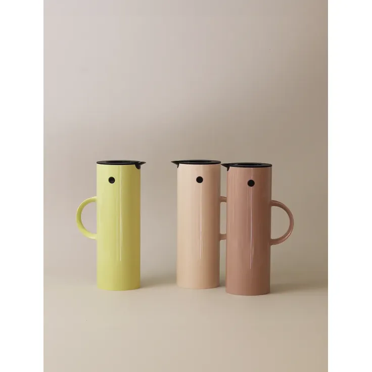 Stelton EM77 Isolierkanne 1 L soft cloud – Bild 6