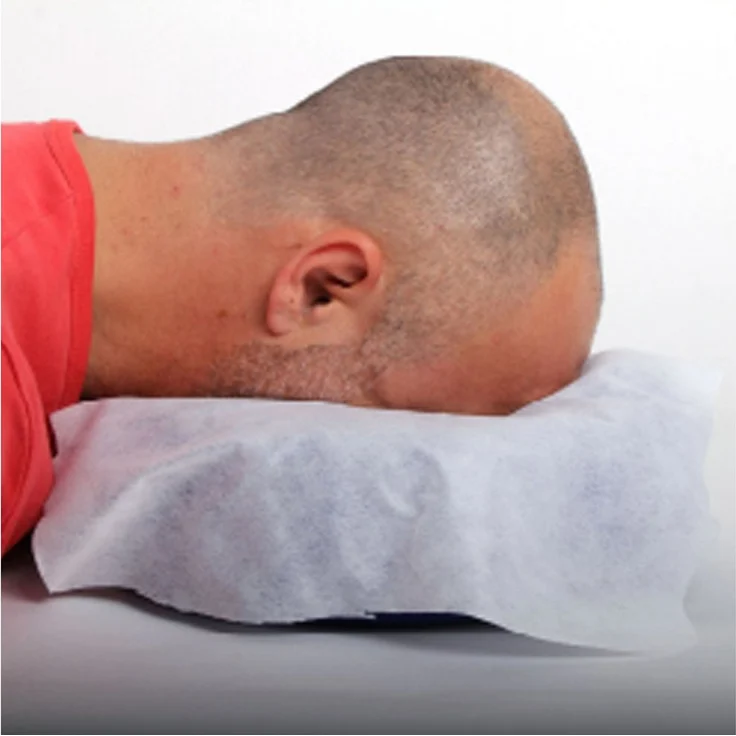 Duke-Handel Massageliegenbezug 100 Kopfpolster Einwegauflagen weiß, Vliesstoff, Gummizug: ohne, (100 Stück), einfache Anwendung, robust, weich, doppelte Vliesschicht – Bild 2