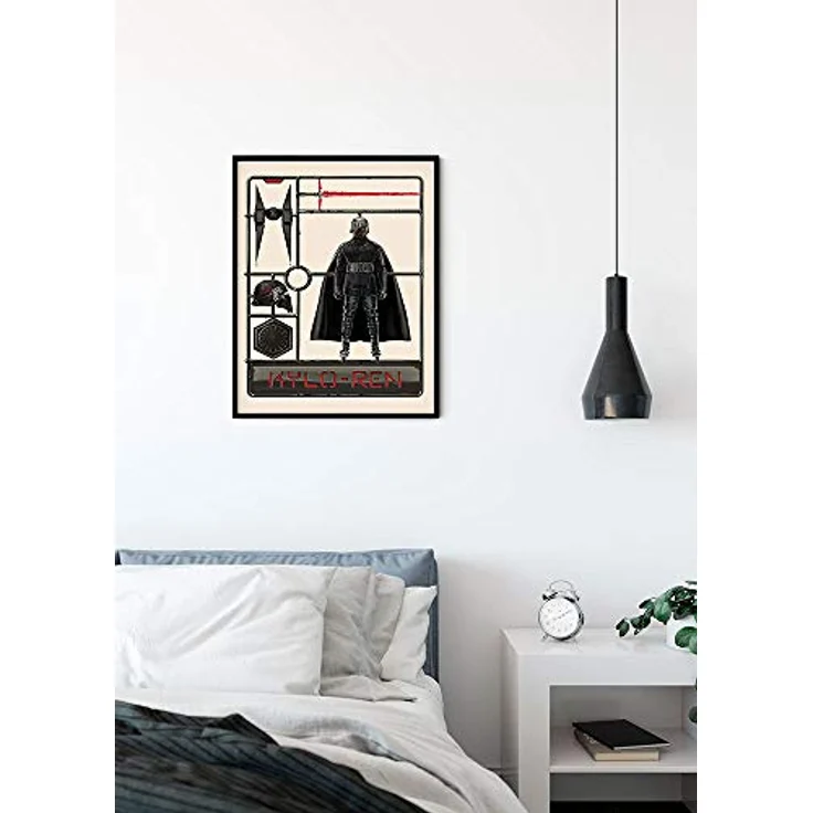 Komar Wandbild | Star Wars Toy Kylo Ren | Premium Kunstdruck für Kinder- und Jugendzimmer, ohne Rahmen, 30 x 40 cm, hohes Farbbrillanz und Lichtbeständigkeit – Bild 3