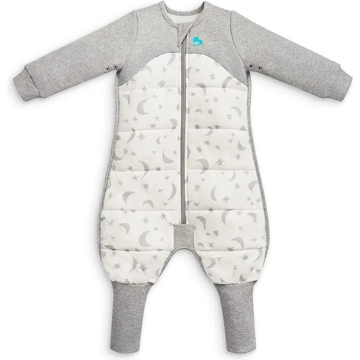 Love To Dream Schlafsack mit Füßen, 24-36 Monate, integrierte Steppdecke für kühle Temperaturen (16-20°C), statt Bettdecke, Schlafanzug Baby Winter, Babyschlafsack, Weiß