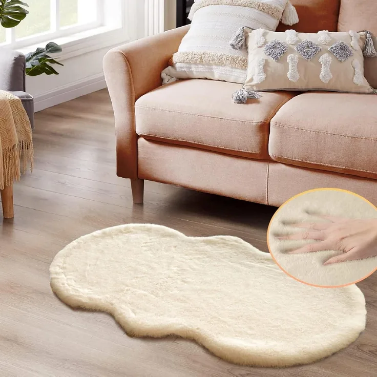 Teppich Fellteppich Kunstfell 60 x 120 cm (Fellform) Beige