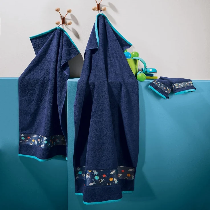 Erwin Müller Badetuch Kinder-Badetuch "Space", Walk-Frottier Motiv – Bild 4