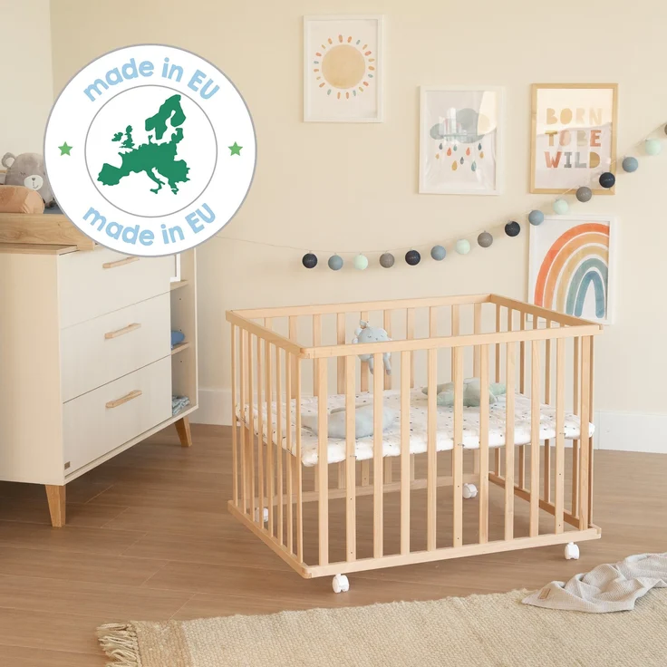 roba Laufgitter 75 x 100 cm mit Laufgittereinlage 'Sternenzauber grau' - Spielgitter inkl. Schutzeinlage und Rollen - Höhenverstellbar & Mobil - Holz natur – Bild 12