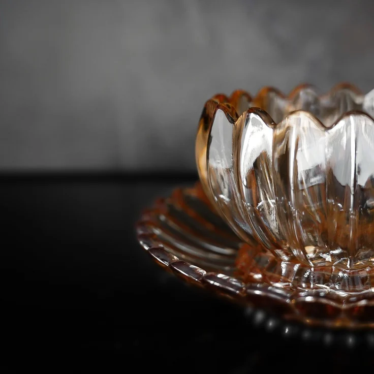 Dessertgläser mit Unterteller, 12-teiliges Glasschalenset - Lotus Design Gold/Braun – Bild 5