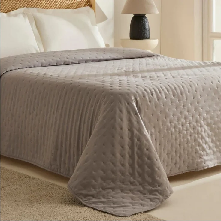 Karaca Home Tagesdecke Breezy Bettüberwurf Grau 230x240 cm – Bild 2