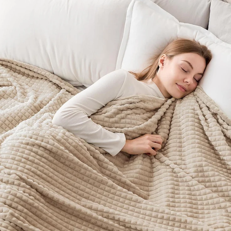Kuscheldecke Fleecedecke 3D Touch Couchdecke 01-beige 130 x 150cm – Bild 5