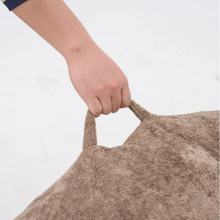 DESVIAE Sitzsack Khaki aus Kunstfell – 49x45x33 cm – Armlehnen – Bild 5