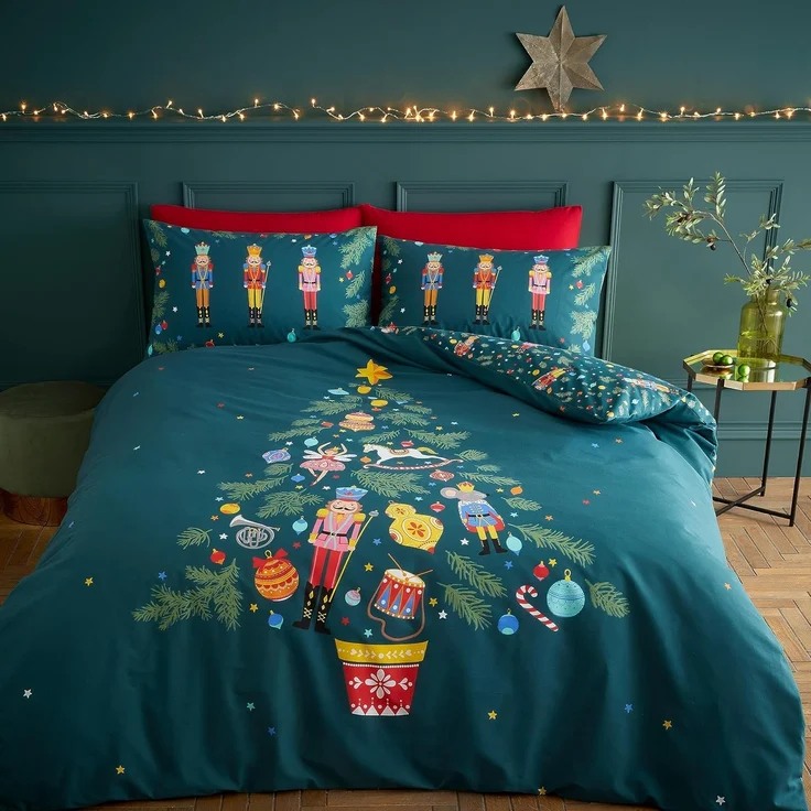 Catherine Lansfield Weihnachtliches Nussknacker-Bettwäsche-Set mit Kissenbezügen, wendbar, Grün – Bild 1